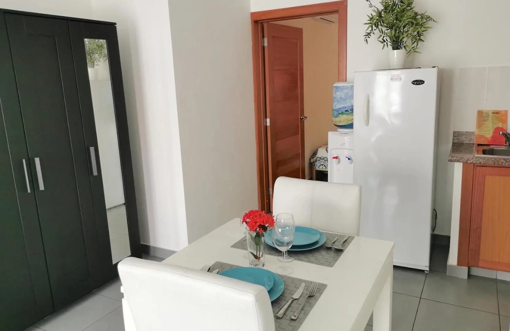فندق Serenara Studios Playa Los Corales بونتا كانا
