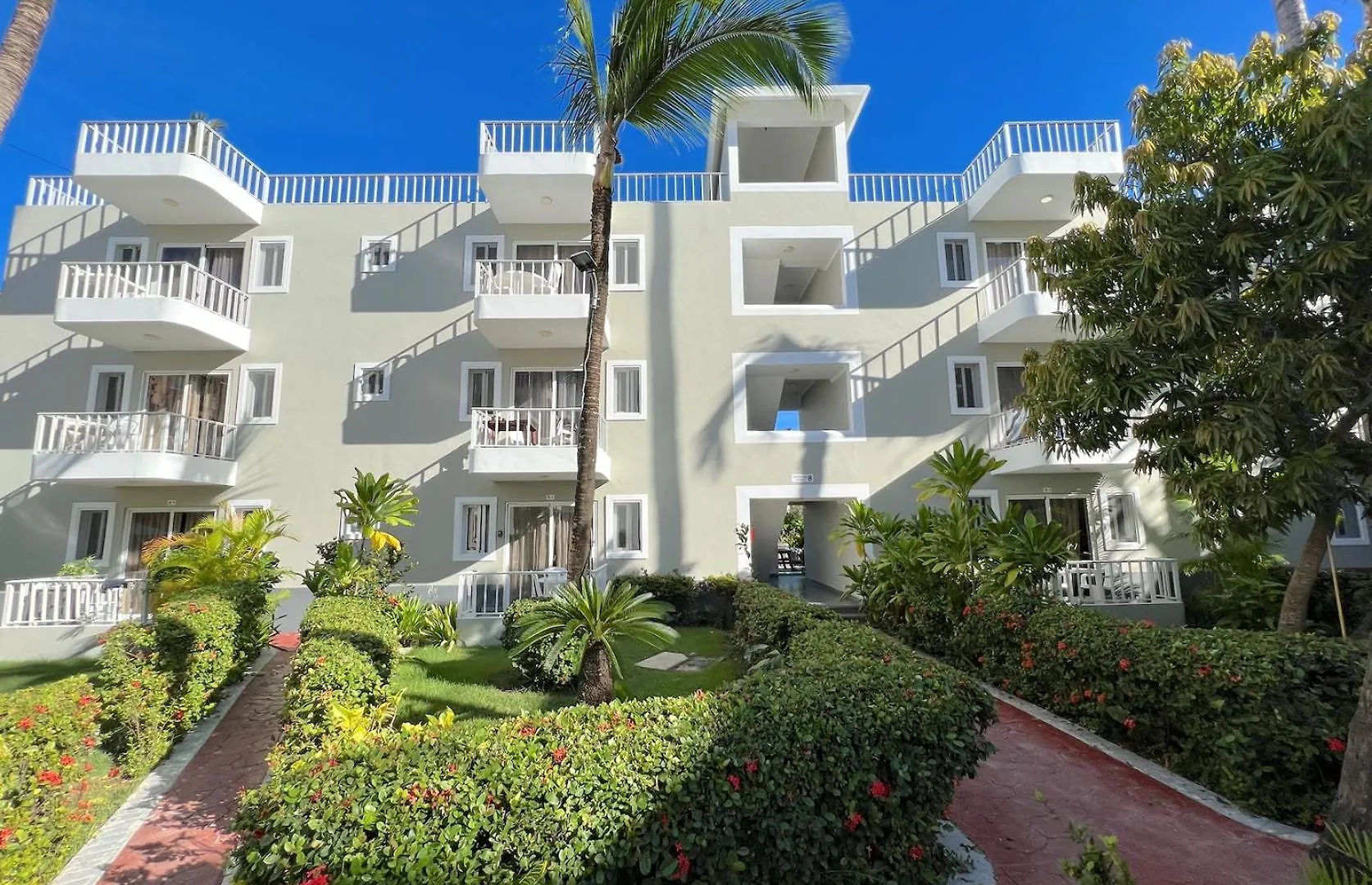 Serenara Studios Playa Los Corales بونتا كانا