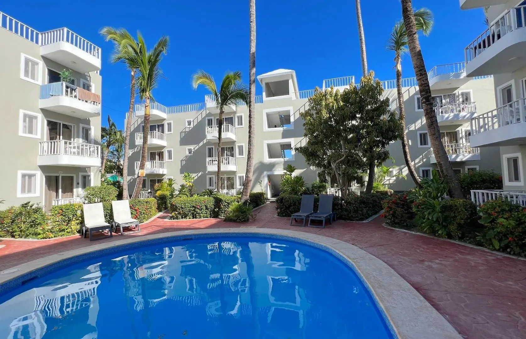 Serenara Studios Playa Los Corales بونتا كانا