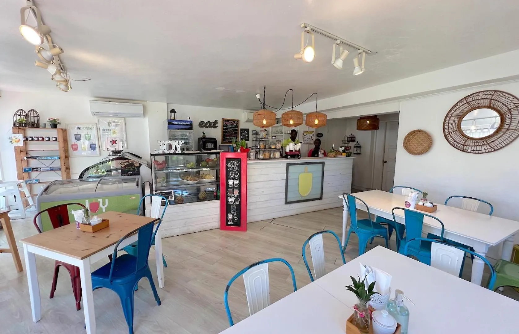 Serenara Studios Playa Los Corales بونتا كانا فندق